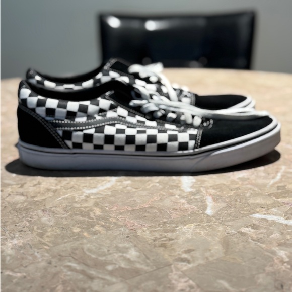 Checkered Vans - Picture 6 of 6